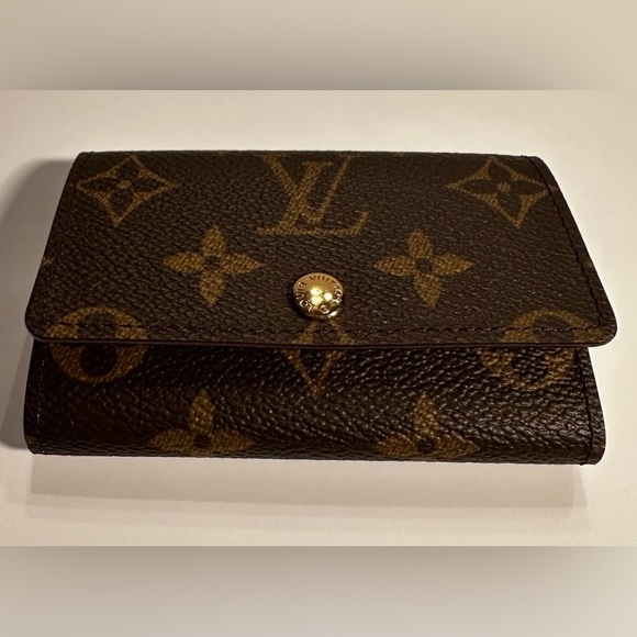 Louis Vuitton Brown Monogram 6 Key Holder Excellent